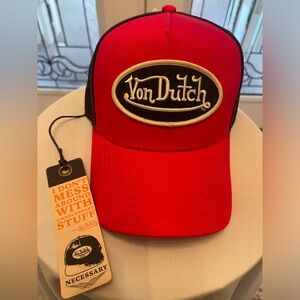 Von Dutch tricker cap red NWT